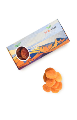 ARMCHIR
dried apricots