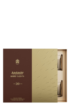 ARARAT Nairi 
With 2 glasses