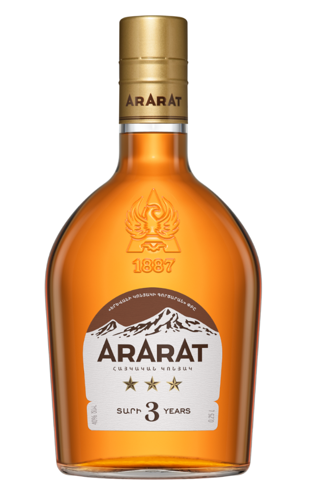 ARARAT Three Stars - COGNAC / BRANDY / CALVADOS | VINO&VINO